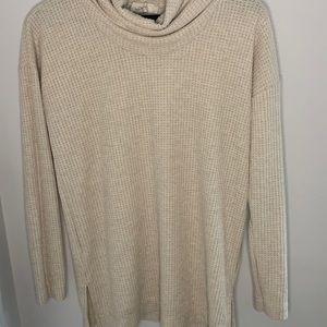 Cowl neck tunic light sweater